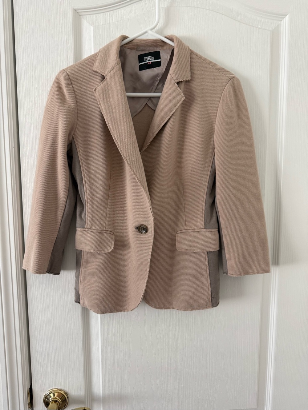 Uniqlo Women's Taupe Single-Button Blazer
